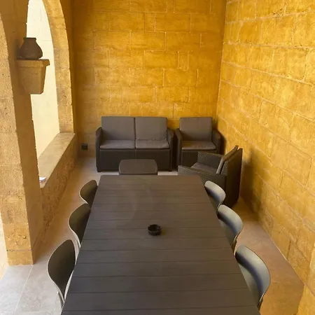 بيت للعطل Tan-napli